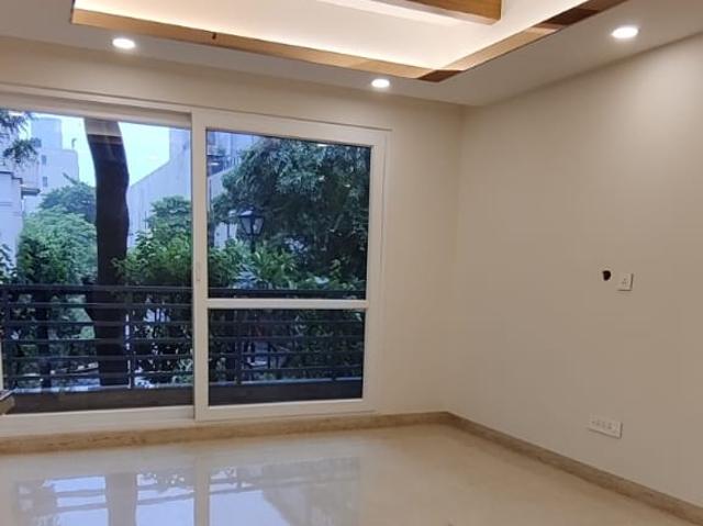 House for sale in Hariana