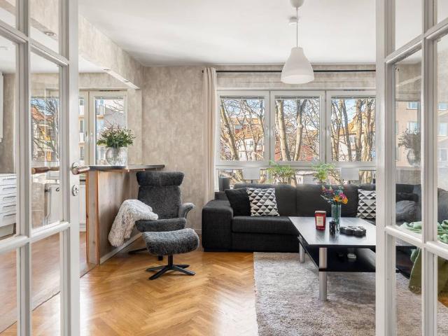 Bostad till salu i Solna, Stockholm