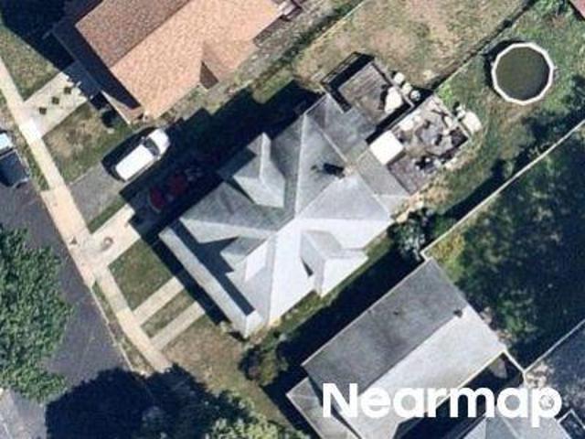 House for sale in Audubon