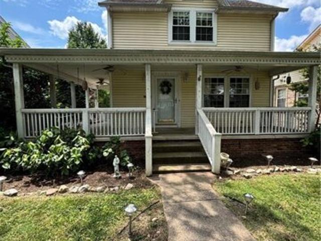 House for sale in Charleston, West Virginia