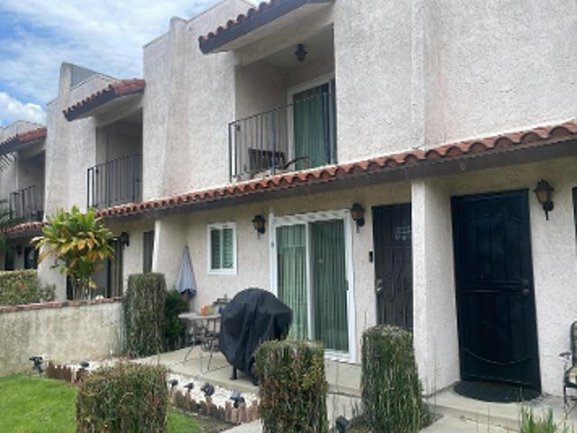 Condo for sale in Bellflower, California