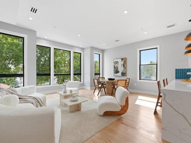 Condo for sale in Hudson, New Jersey