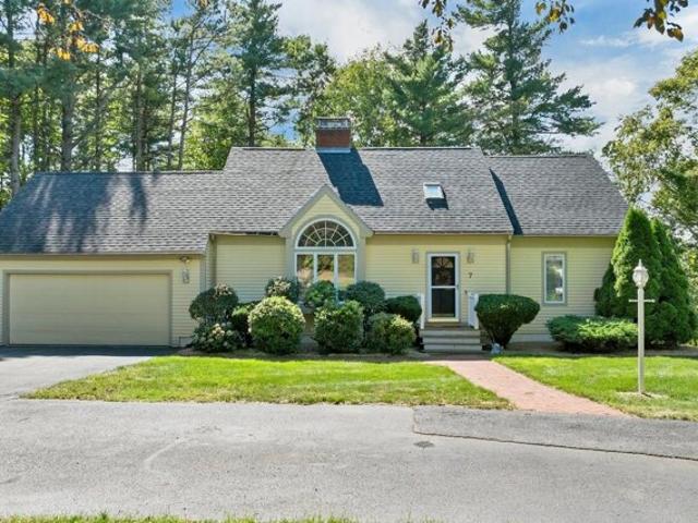 House for sale in New Hampshire