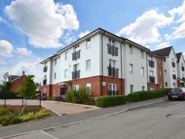 House for rent in Perryfields, West Sussex
