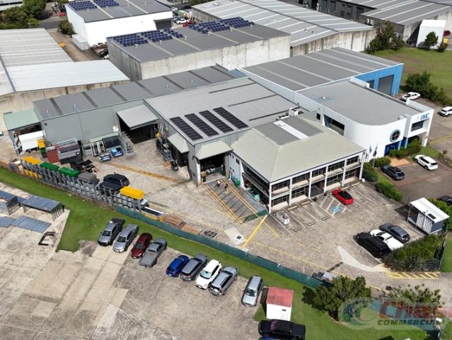 Warehouse for rent in Toombul, Queensland