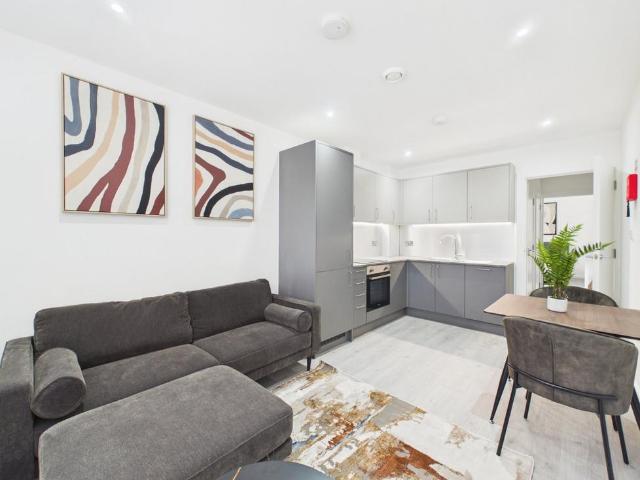 Apartment for rent in Egham, Runnymede