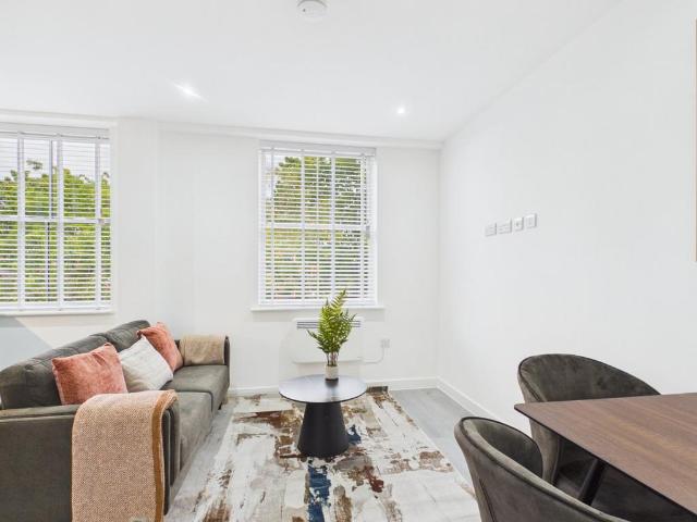 Apartment for rent in Egham, Runnymede