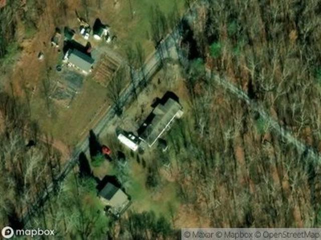 House for sale in Berkeley Springs, West Virginia
