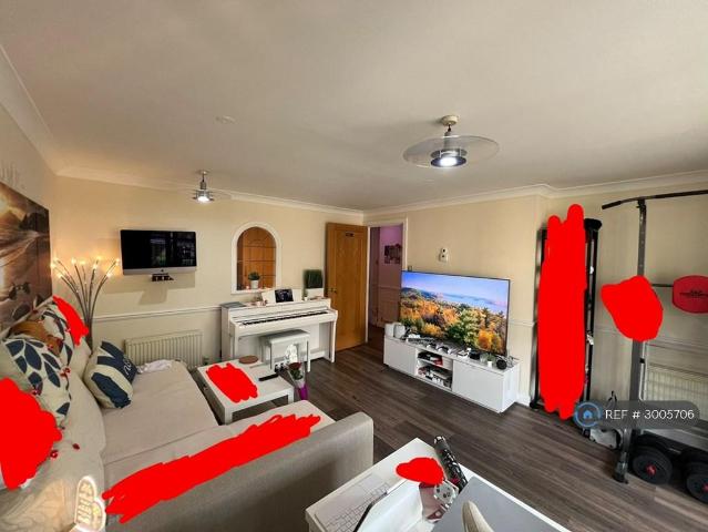 House for rent in Virginia Quay, Blackwall
