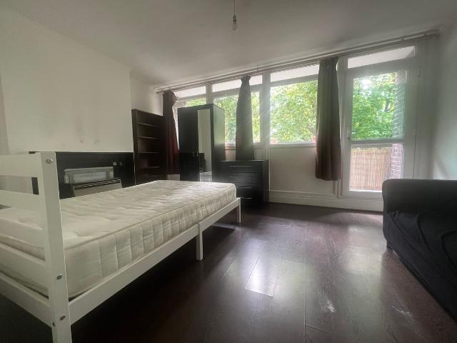 Apartment for rent in Whitechapel, Greater London