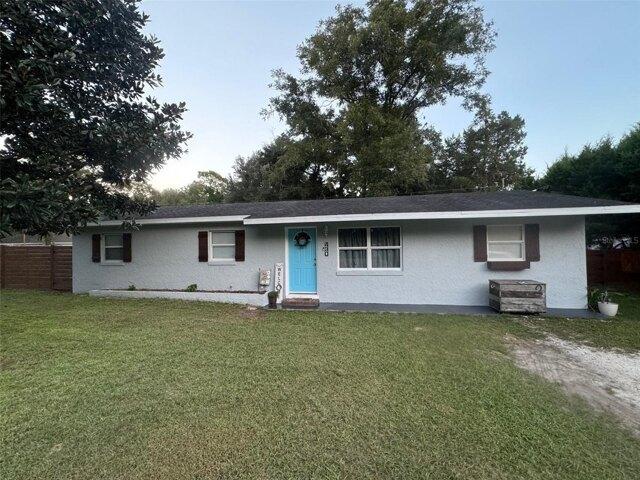 House for sale in Bronson