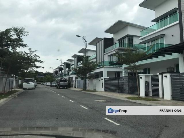 House for rent in Kajang, Langat