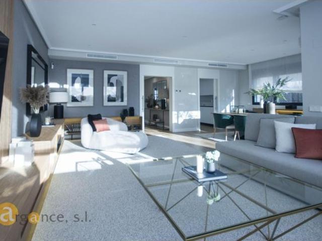 Casa en venta en Viñas Viejas, Boadilla Del Monte