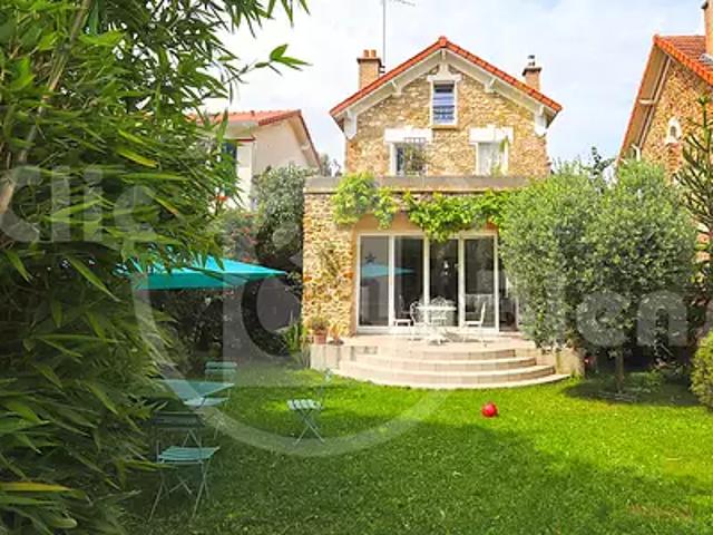 Maison location à La Bourgogne, Viroflay