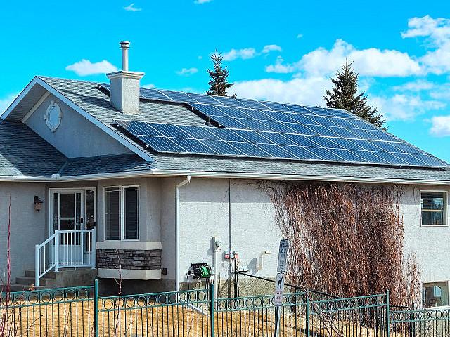 House for sale in Wedgewood, Alberta