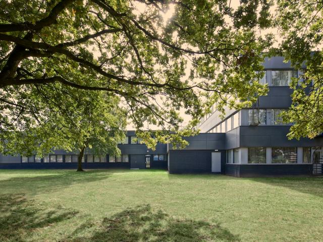Bedrijfspand te huur in Noord, Breda