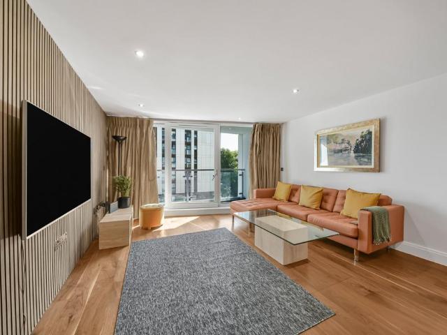 House for rent in Belsize Park, Greater London