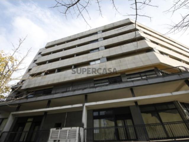 Armazém venda em Viseu