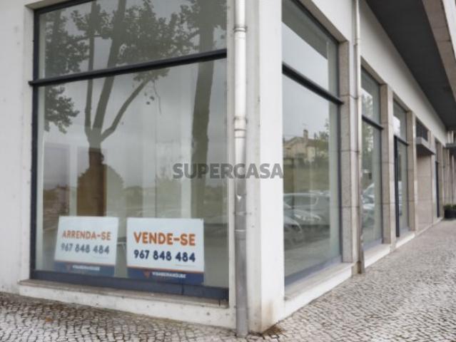 Armazém venda em Repeses e São Salvador, Viseu