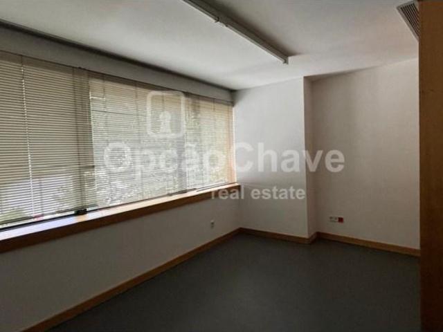 Escritório alugar em Viseu