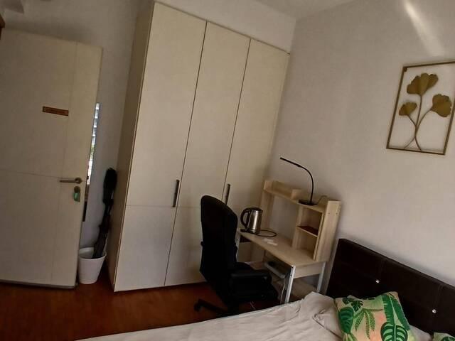 Room for rent