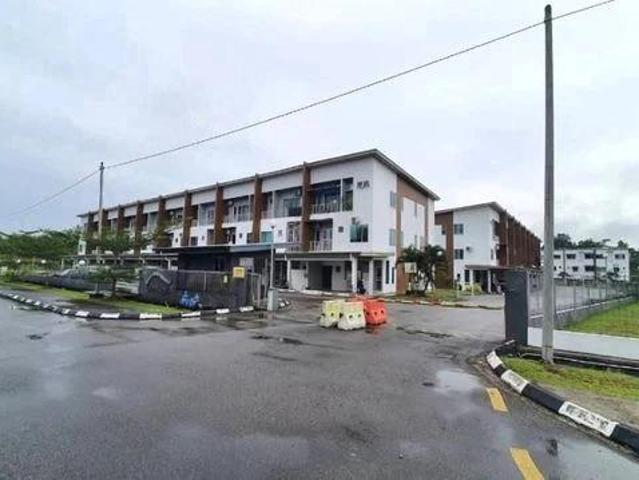 Townhouse for sale in Kuching