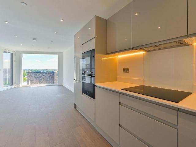 Apartment for rent in Battersea, Greater London