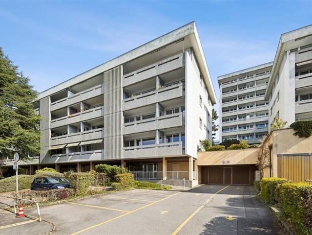 Wohnung mieten in Pully, Waadt
