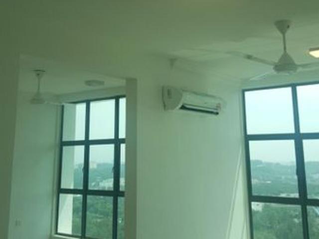 Condominium for sale in Petaling, Alam Impian