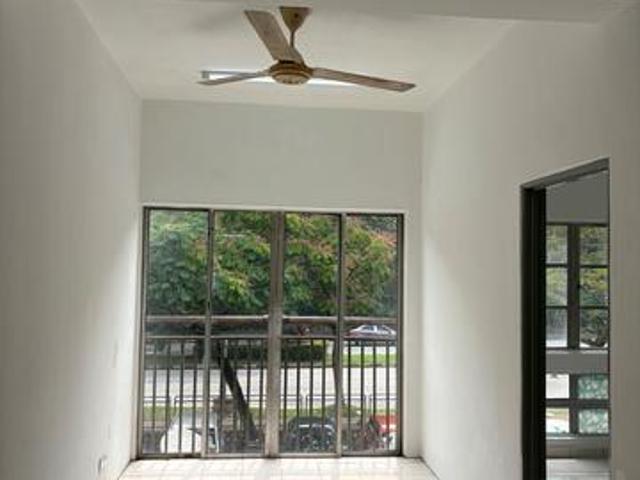 Apartment for sale in Petaling Jaya, Petaling