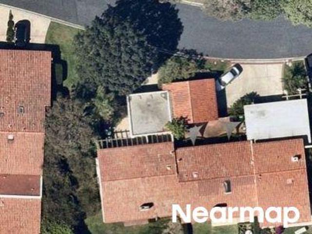 House for sale in Corona Del Mar, California
