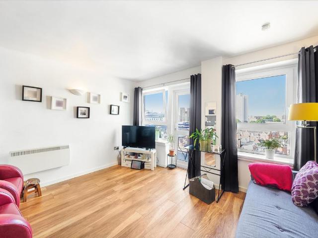 Apartment for rent in Callis Yard, Greater London