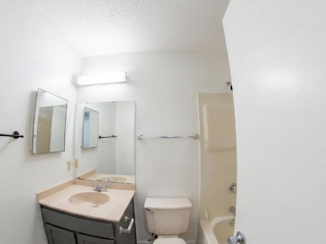 Apartment for rent in Mecklenburg, North Carolina