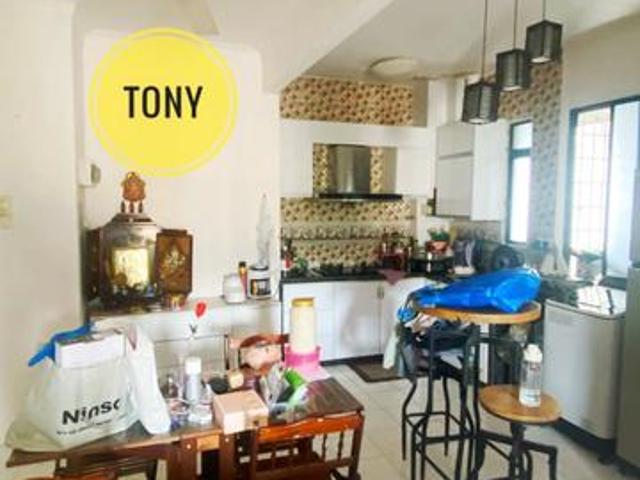 Condominium for sale in Mukim 13, Georgetown