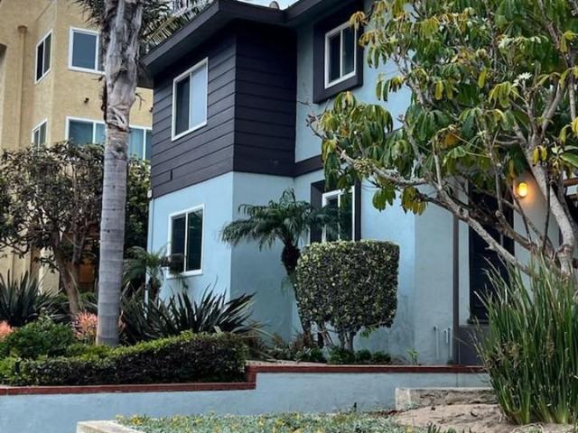 Apartment for rent in Redondo Beach, California
