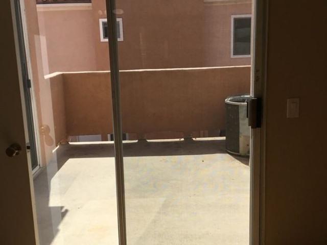 Apartment for rent in Brea, California