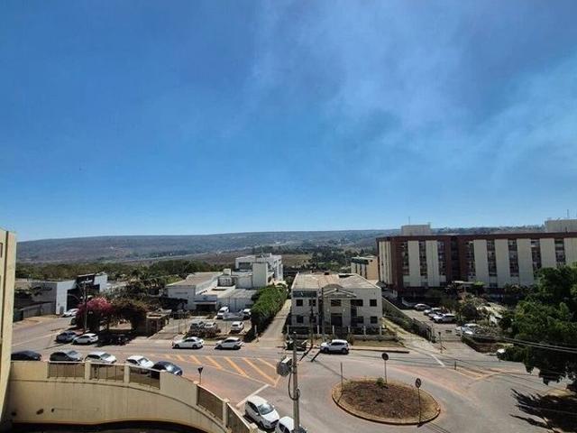 Apartamento aluguel em Condomínio Privê Lago Norte I, Lago Norte