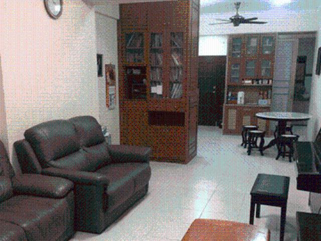 Apartment for rent in Mukim 13, Georgetown