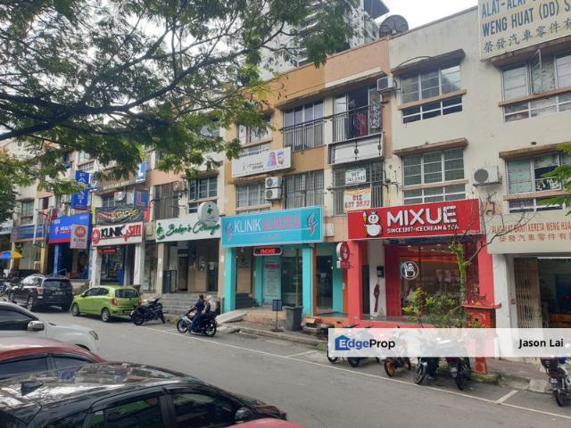 Shop for sale in Petaling, Damansara Damai
