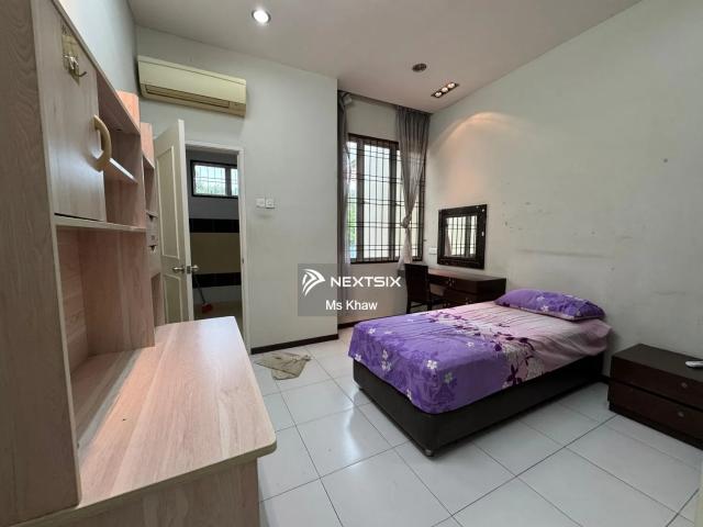 Warehouse for sale in Kuching