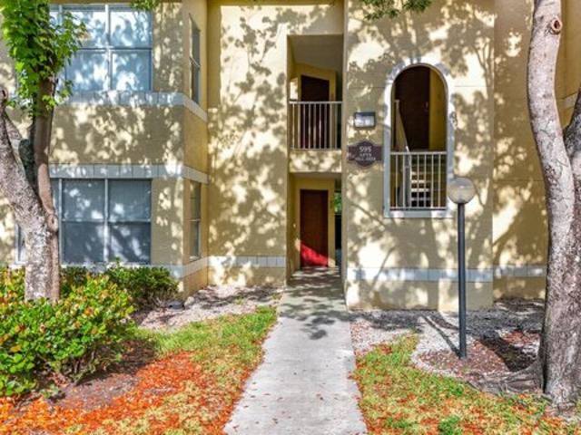 Condo for sale in Sunrise