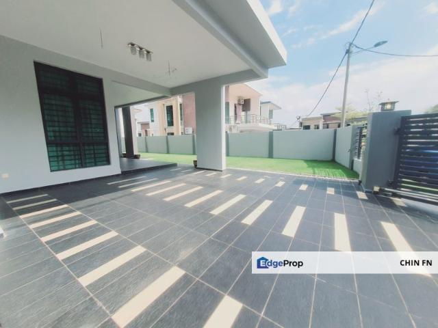 House for rent in Malaka