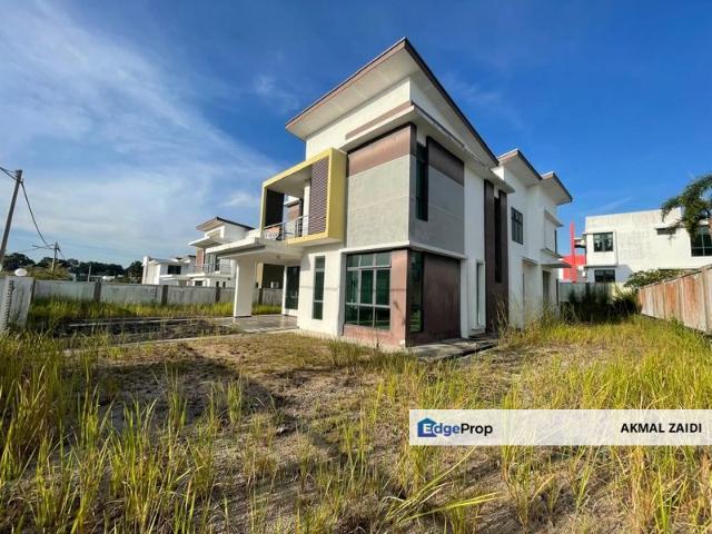 House for sale in Malaka