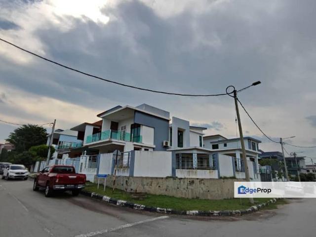 House for sale in Malaka