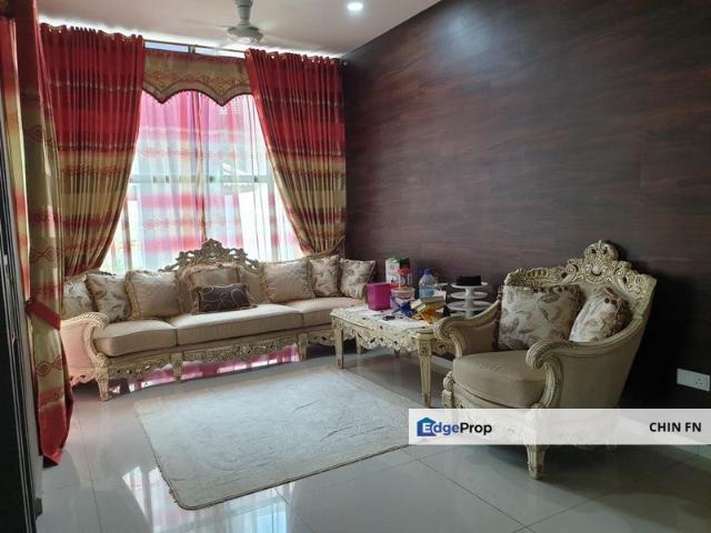 House for sale in Malaka