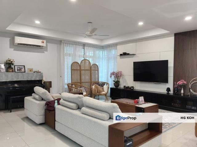 House for sale in Malaka
