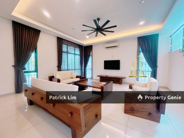 Bungalow for sale in Malaka