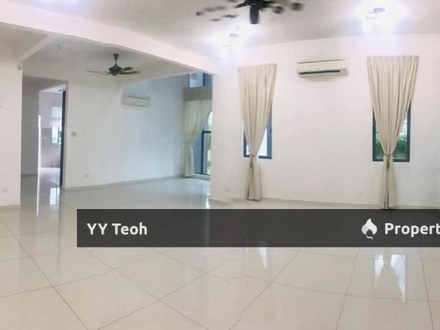 Residential House for sale in Malaka