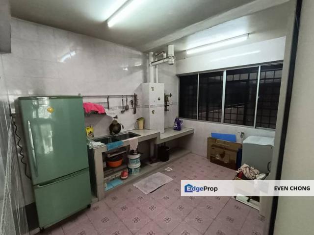 Flat for sale in Petaling, Subang Jaya