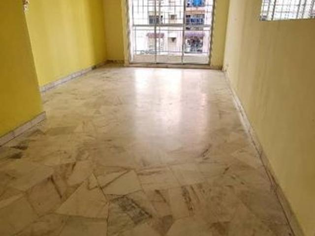 Flat for sale in Petaling, Subang Jaya